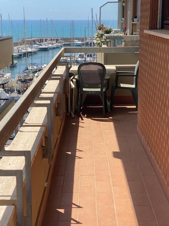 Lucia House Mare Nettuno Lägenhet Exteriör bild